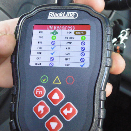 Outil de diagnostique obd II avec écran 2,4 pouces